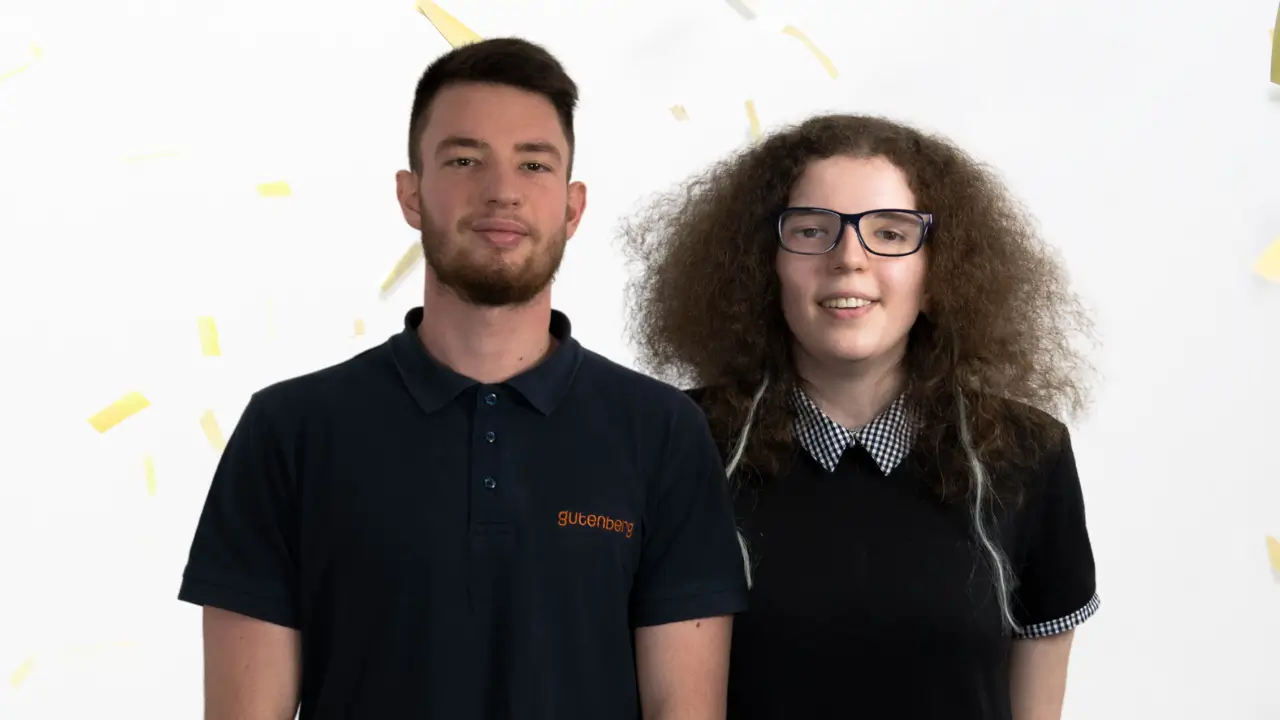 Portraits of our two graduates Kai and Chiara in 2021