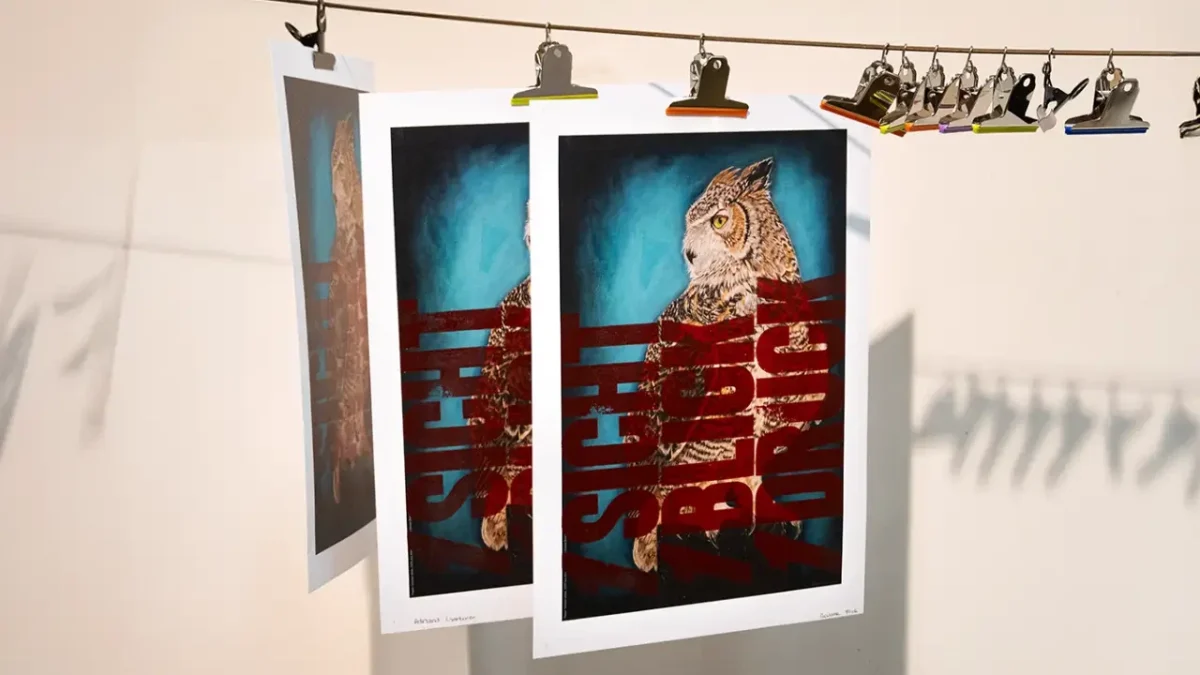 Plakate Gedruckt mit traditioneller Andruckpresse